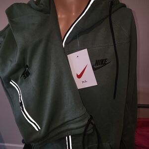 Nike Green Tracksuit with Reflective Stripes